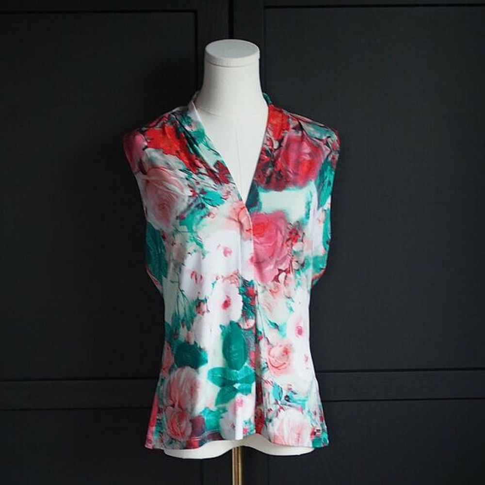Calvin Klein | Sleeveless Floral Blouse
